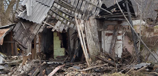 Reruntuhan Rumah Desa Terbakar Tua Panorama Ditembak — Stok Foto