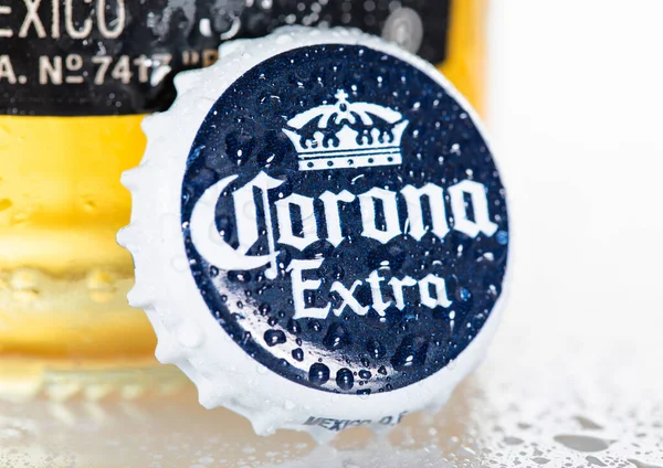London December 2022 Beer Cap Dew Corona Extra Lager Mexican — Stock Photo, Image