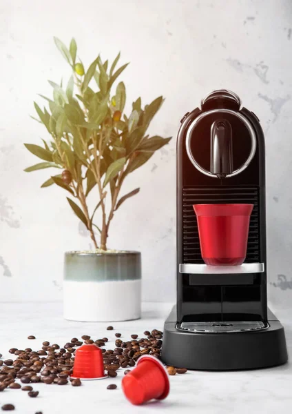 Morning Kitchen Sun Light Espresso Machine Steel Coffee Cup Capsules — Stock Photo, Image