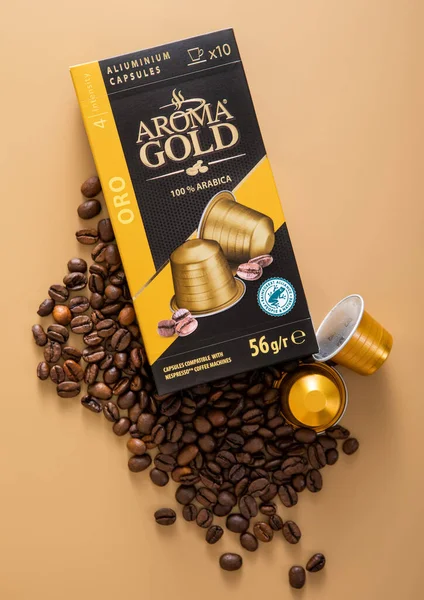 London Storbritannien December 2022 Aroma Gold Arabica Aluminiumkapslar För Kaffebryggare — Stockfoto