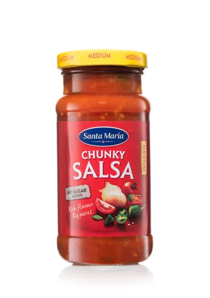 stock image LONDON,UK - APRIL 22, 2023: Chunky Salsa dip sauce with tomato and jalapeno by Santa Maria on white.