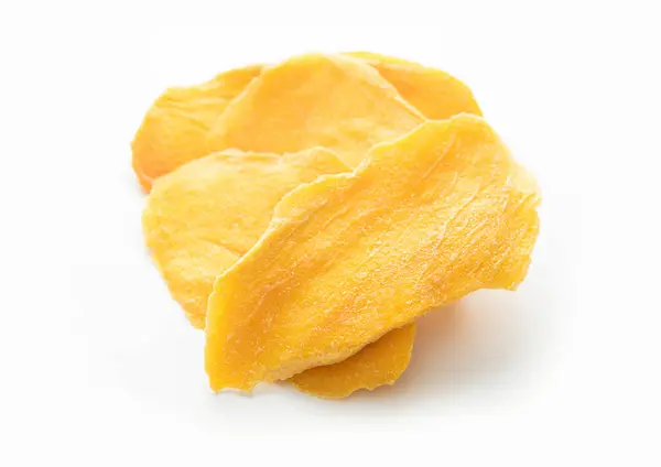 Beyaz Arka Planda Büyük Tatlı Kurutulmuş Mango Dilimleri Telifsiz Stok Imajlar