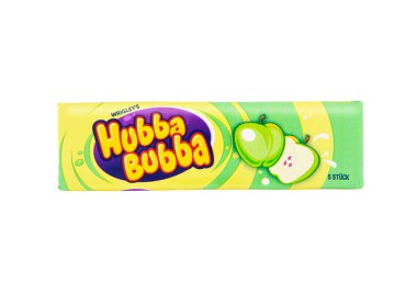 LONDON, İngiltere - 09 ARALIK 2024 Hubba Bubba orijinal yeşil elma aromalı sakız.