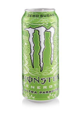 LONDON, İngiltere - 15 Mart 2025: Canavarın enerji konservesi ultra cennet, beyaz üzerine sıfır şekerli soda içeceği.