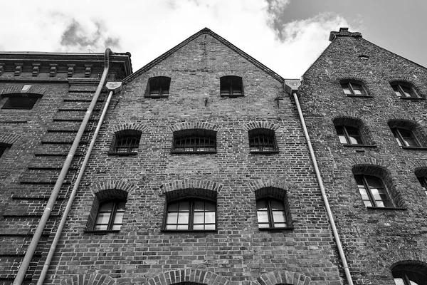 Une Façade Avec Fenêtres Une Maison Historique Dans Ville Torun — Photo