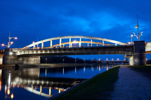 Warta Folyó Feletti Közúti Híd Acélszerkezete Éjszaka Lengyelországi Poznan Városában — Stock Fotó