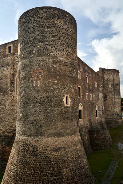 Mury Wieże Średniowiecznego Castello Ursino Katanii Wyspie Sycylia Włochy — Zdjęcie stockowe