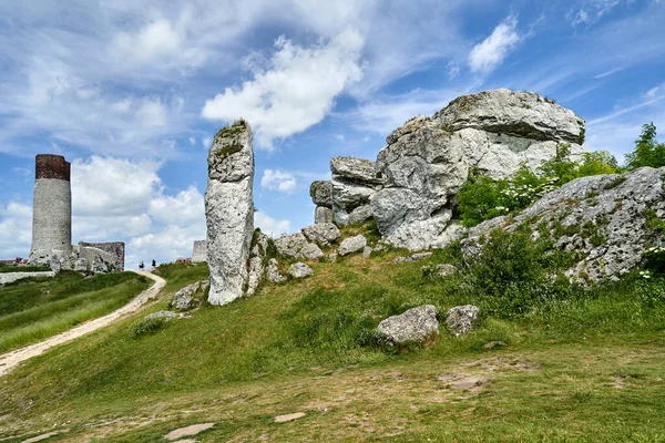 Limestone Rocks Ruins Medieval Castle Tower Olsztyn Poland — Stock Photo, Image