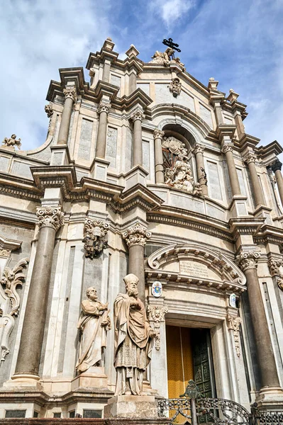 Columnas Estatuas Fachada Barroca Catedral Basílica San Ágatas Ciudad Catania —  Fotos de Stock