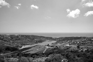 Kıbrıs Rum Kesimi, Kıbrıs Rum Kesimi 'ndeki Mavrokolympos yapay su deposu ve barajı