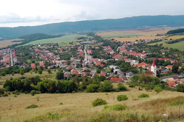 Красиве Маленьке Село Словаччині — стокове фото