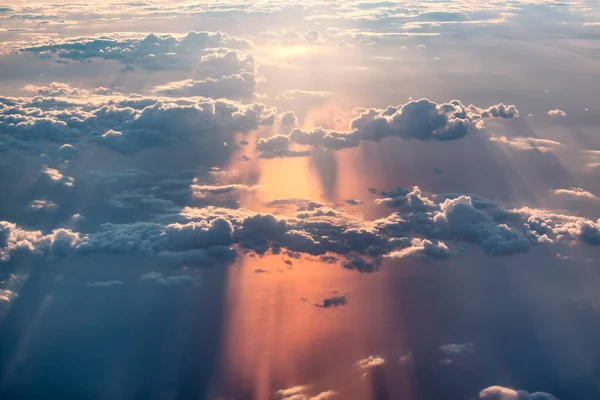 Vista Aérea Increíble Puesta Sol Sobre Mar Con Hermosas Nubes —  Fotos de Stock