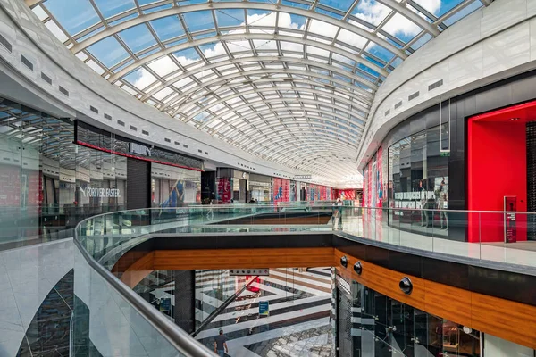 2023 Kiew Ukraine Leeres Einkaufszentrum Kiew Mit Wenigen Menschen Und Stockbild