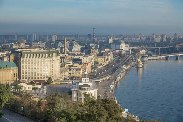 2022 Kijev Ukrajna Kilátás Podil Kijev Történelmi Központjában Stock Kép