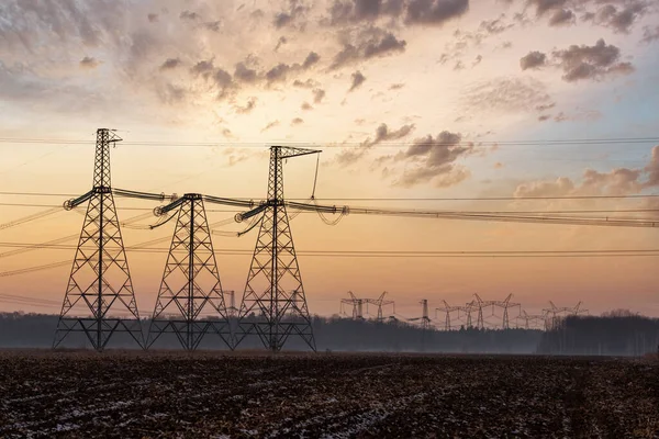 Stromleitungen Der Ukraine Ziel Russischer Angriffe Auf Die Infrastruktur Stockbild