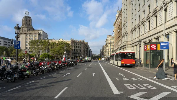Bus Lane Placa Catalunya Barcelona Cataluña España —  Fotos de Stock