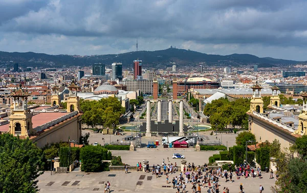 스페인 카탈루냐의 팔라우 나시오날에서 바라본 바르셀로나 심부의 — 스톡 사진