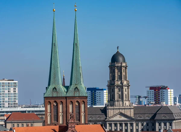 Widok Tarasu Dachu Pałacu Miejskiego Wież Nikolaikirche Starego Miasta Klosterstrasse — Zdjęcie stockowe