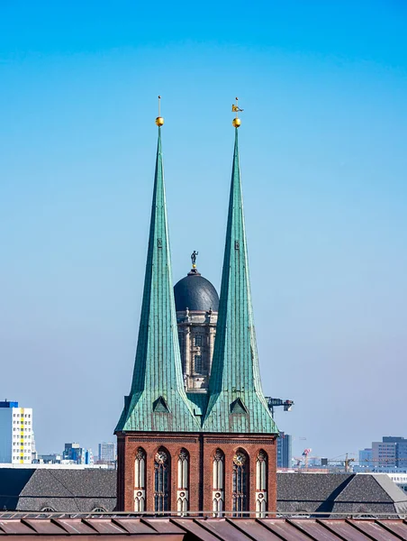 Pohled Střešní Terasy Městského Paláce Věže Nikolaikirche Starý Městský Dům — Stock fotografie