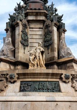 Ayrıntılı fotoğraf, The Mirador de Colom, Columbus Anıtı 'ndaki Pedestal, Barselona, Katalonya, İspanya