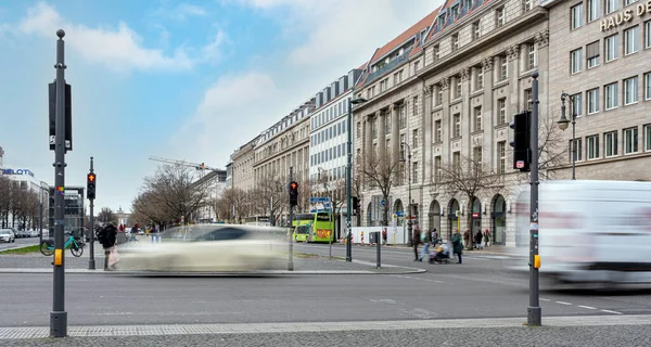 Közúti Forgalom Unter Den Linden Berlin Németország — Stock Fotó
