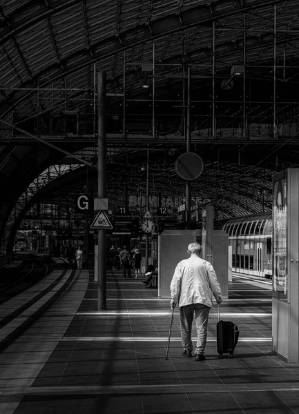 Černobílá Fotografie Bahnhof Anhalter Bahnhof Berlín Německo — Stock fotografie