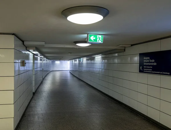 Bahnhof Anhalter Bahnhof Metro Berlin Niemcy — Zdjęcie stockowe