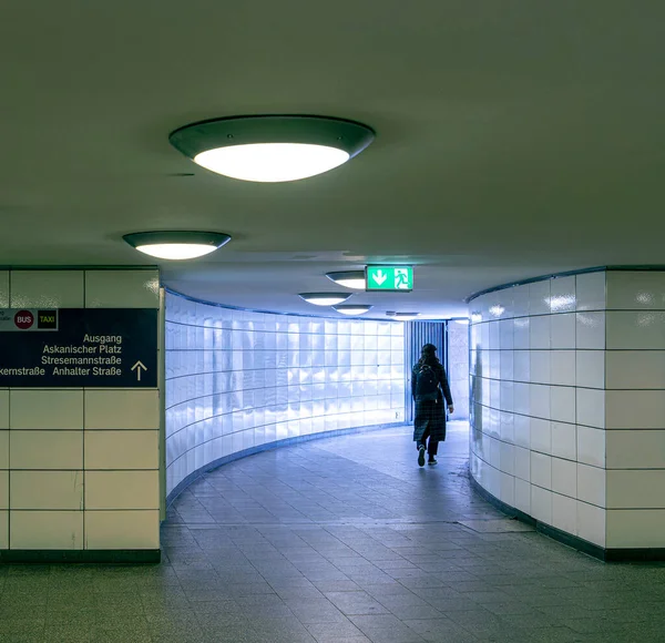Bahnhof Anhalter Bahnhof Underground Берлин Германия — стоковое фото