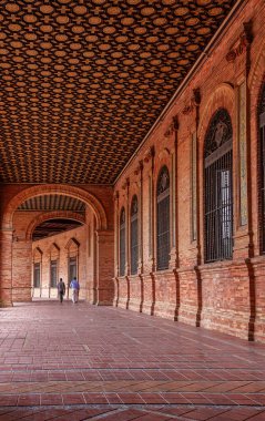 Seville, Endülüs, İspanya 'daki Plaza de Espana' da mimarlık