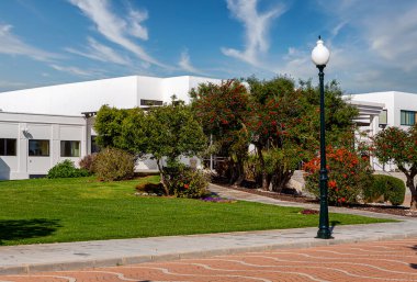 Chiclana, Endülüs, İspanya 'da büyük bir mezarlıkta mezarlık yönetimi