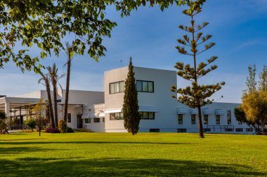 Chiclana, Endülüs, İspanya 'da büyük bir mezarlıkta mezarlık yönetimi