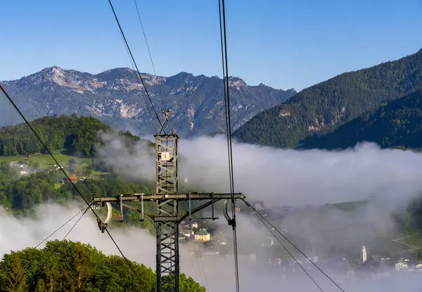 Almanya 'nın Bavyera eyaletinin Berchtesgaden kasabasında sabah sisi