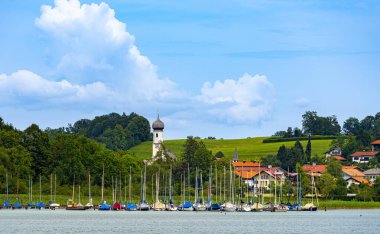 Tegernsee Gölü, Bavyera, Almanya çevresindeki doğa ve manzara