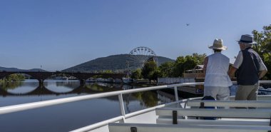Yolcu gemisi iskelesi, Main, Miltenberg, Lower Franconia, Bavyera, Almanya,