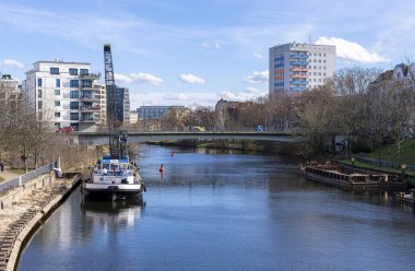 Charlottenburger Ufer 'de mavnalar, Berlin, Almanya