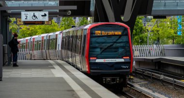 HVV Stadtbahn istasyonu ve terminal istasyonu Elbbrcken, Hamburg, Almanya