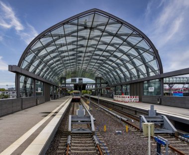 HVV Stadtbahn istasyonu ve terminal istasyonu Elbbrcken, Hamburg, Almanya
