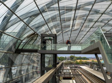 HVV Stadtbahn istasyonu ve terminal istasyonu Elbbrcken, Hamburg, Almanya