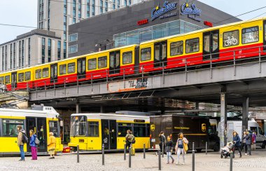 Berlin, Almanya 'da toplu taşıma
