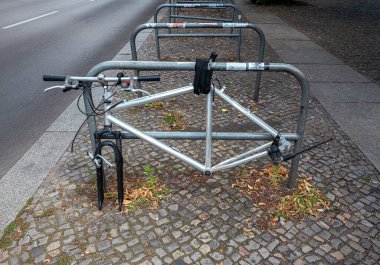 Schlesisches Tor metro istasyonu, Berlin, Almanya çevresindeki şehir ve mimari