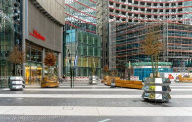 Potsdamer Platz, Berlin, Almanya 'daki Sony Center' da yeni tasarlanan alan.