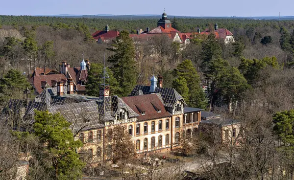 Eski tüberküloz sanatoryumu, Beelitz, Brandenburg, Almanya çevresindeki tarihi mimari