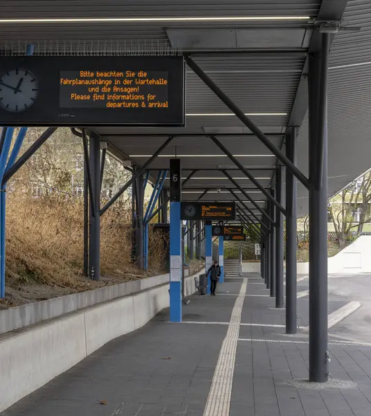 Flixbus Berlin, Almanya 'daki Merkez Otobüs İstasyonunda.