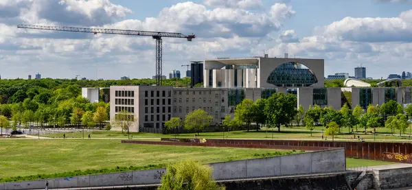 Futurium Museum of the Humboldthafen, the government district, and the main train station, Berlin, Almanya
