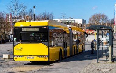 Berlin, Almanya 'da halk otobüsü hizmeti