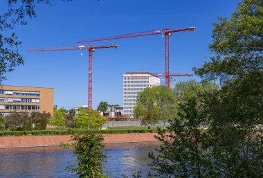 Berlin Mitte, Almanya 'da Spree' nin bankalarında mimari ve manzara