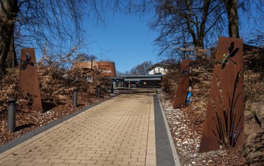 Knigsstuhl Ulusal Park Merkezi ile yeni inşa edilen Skywalk ve müzesi, Regensburg, Mecklenburg-Vorpommern, Almanya