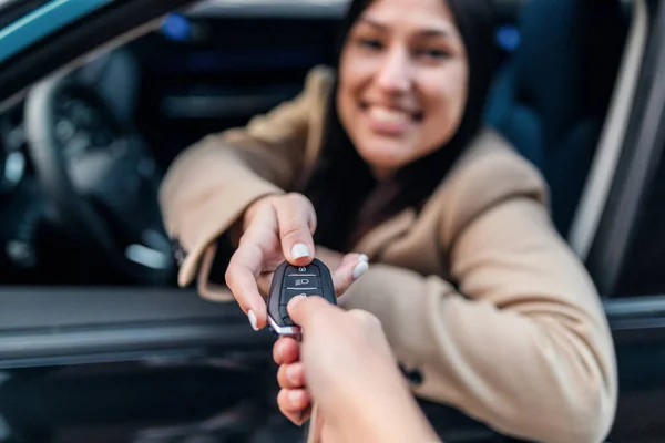Shot Car Rental Agency Employee Giving Car Keys Beautiful Young — Foto Stock