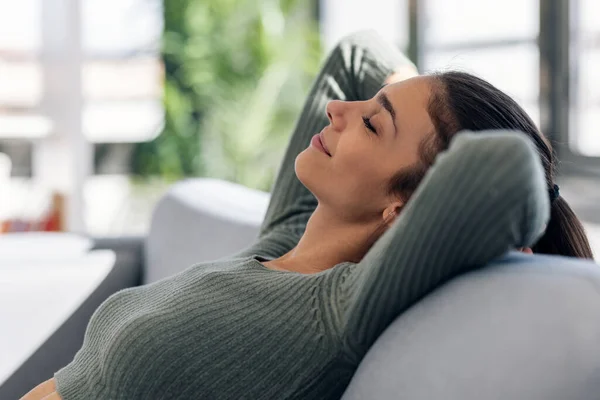 Shot Cute Woman Relaxing Coach While Trying Sleep Living Room — Stock Photo, Image