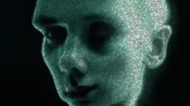 Televizyondaki hayalet kız paraziti